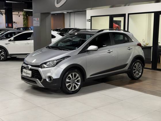 HYUNDAI HB20X 1.6 16V STYLE FLEX 4P AUTOMÁTICO